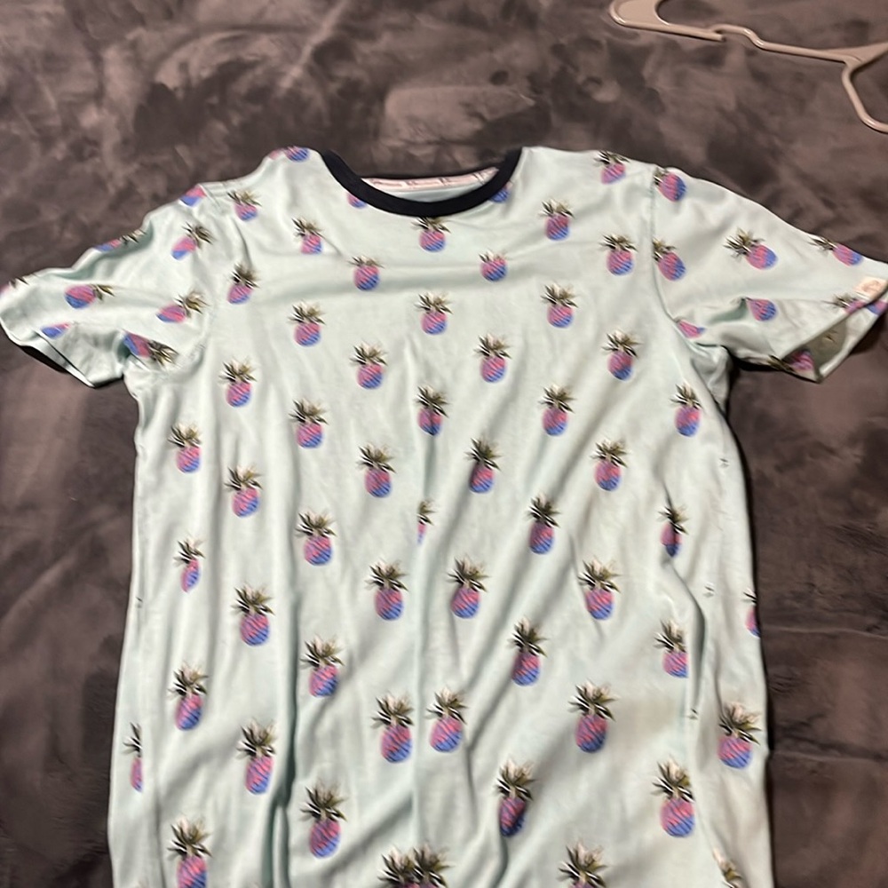 Free Planet Pinapple T-shirt